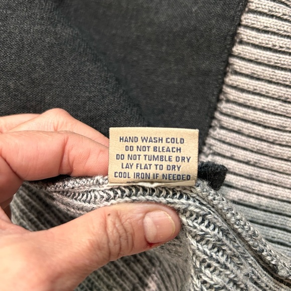 True Measure Zip Up Gray Wool Cardigan - Size Medium - Picture 5 of 7